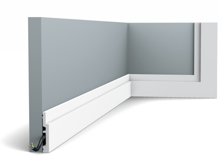 ПЛИНТУС 12х75x2000
